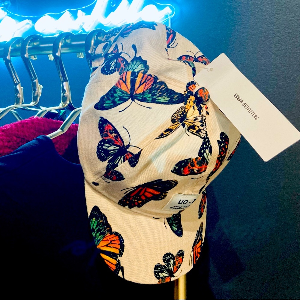 NWT. Urban Outfitters Hat